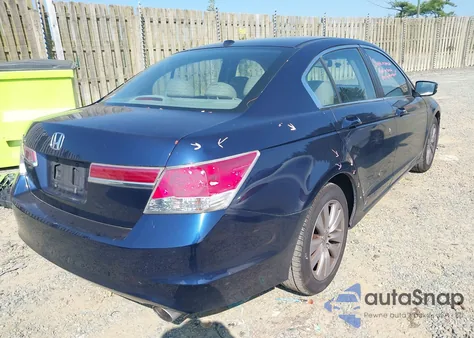 2011 Honda Accord 2.4 Ex-L z USA, uszkodzony, nr VIN 1HGCP2F87BA065931